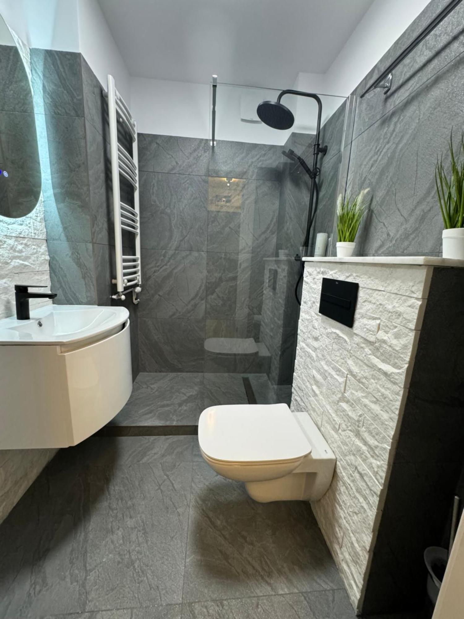 Central Suite Bukarest Exterior foto